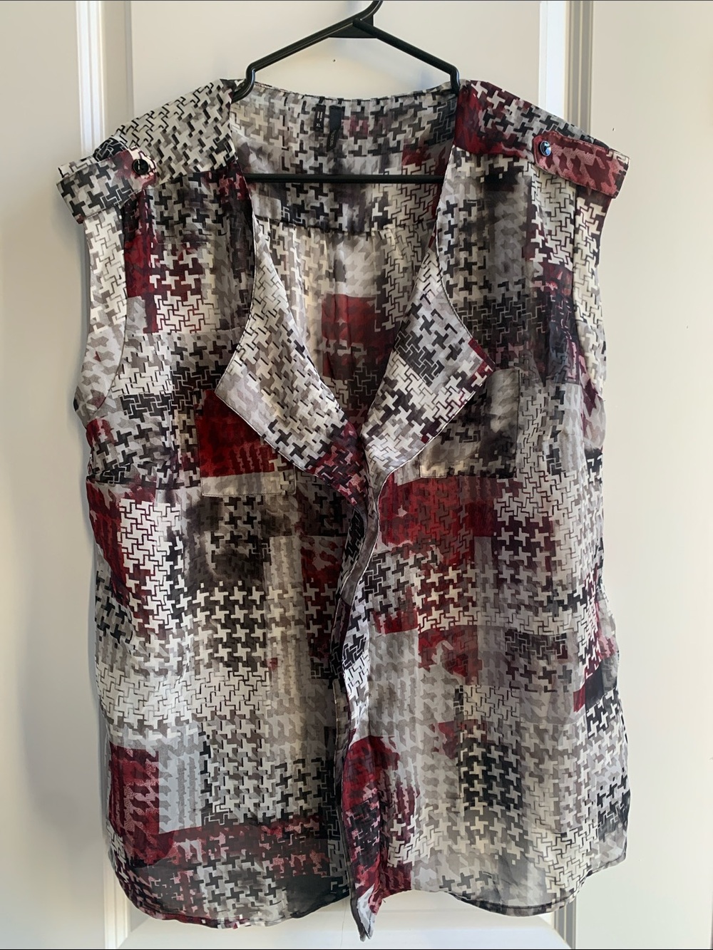 Maurices Sleeveless Sheer Printed Button-Front Blouse in Red, Gray & Black